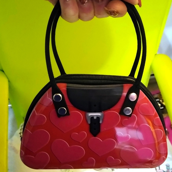 Red Heart Tin Handbag (cross posted) - Picture 7 of 9